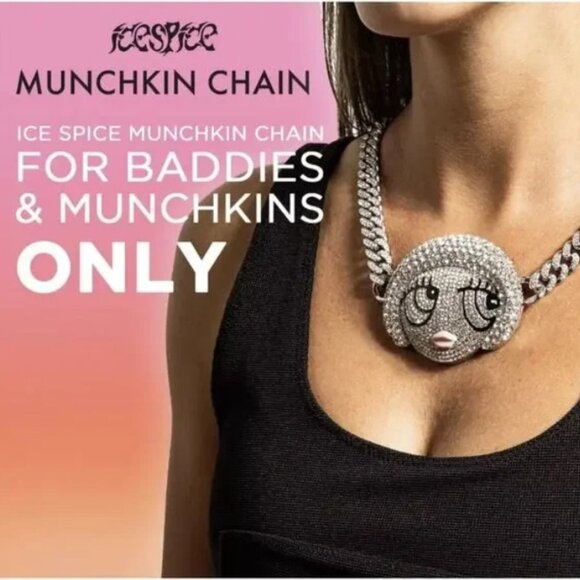 Ice Spice Munchkin One Piece Pendant Cuban Link Chain Silver necklace NIB - Picture 1 of 3